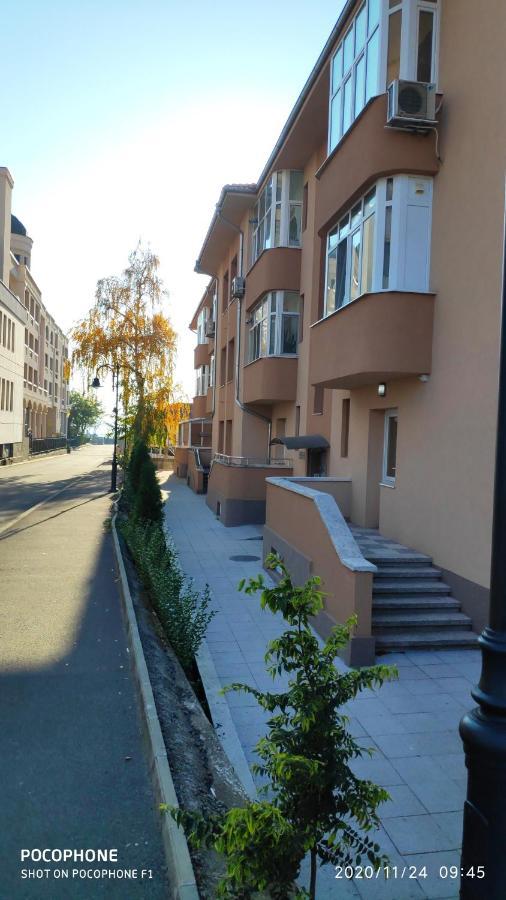 Unique Location Apartment With Parking Burgas Zewnętrze zdjęcie