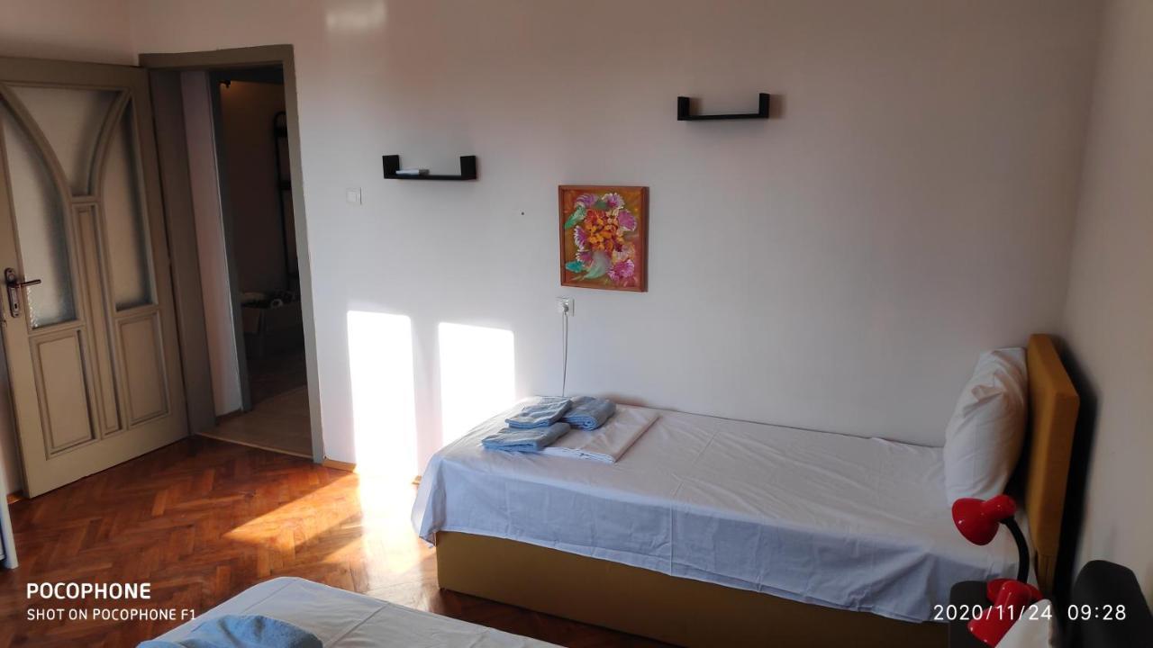 Unique Location Apartment With Parking Burgas Zewnętrze zdjęcie