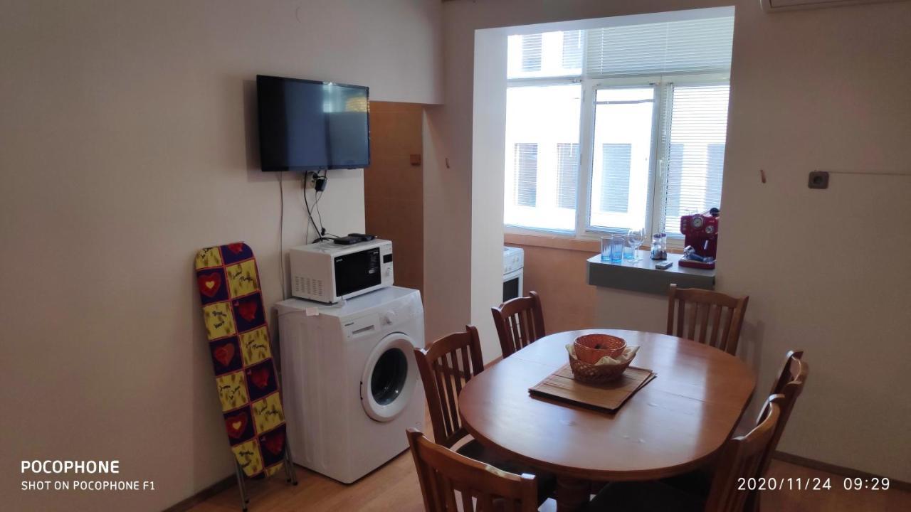 Unique Location Apartment With Parking Burgas Zewnętrze zdjęcie