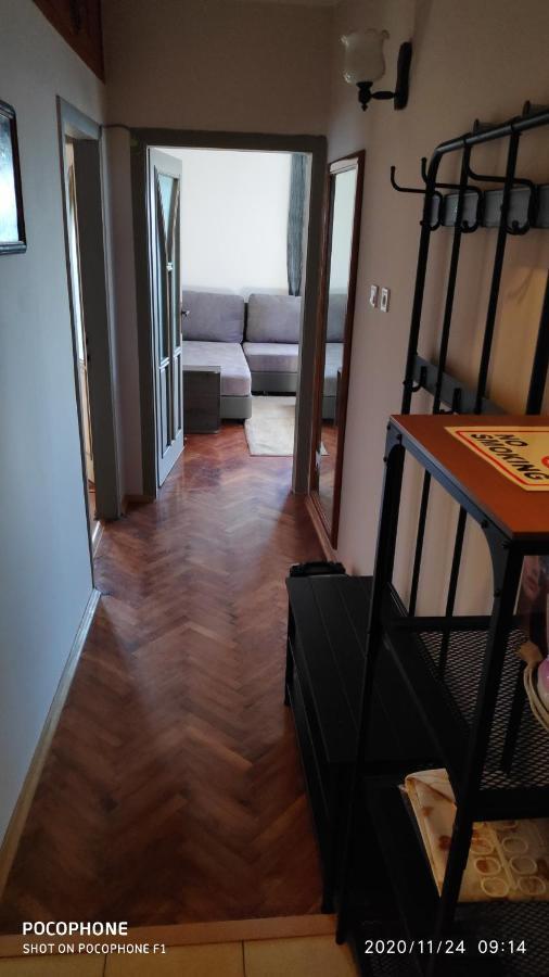 Unique Location Apartment With Parking Burgas Zewnętrze zdjęcie