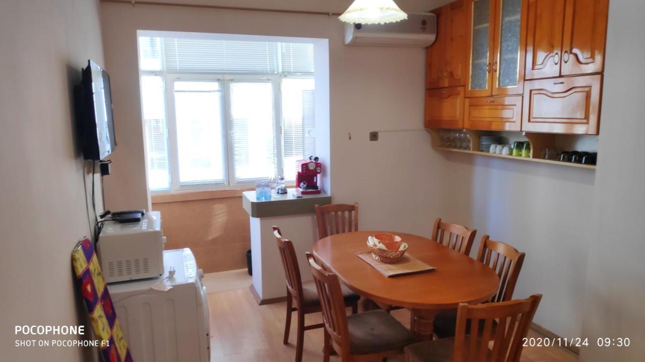 Unique Location Apartment With Parking Burgas Zewnętrze zdjęcie