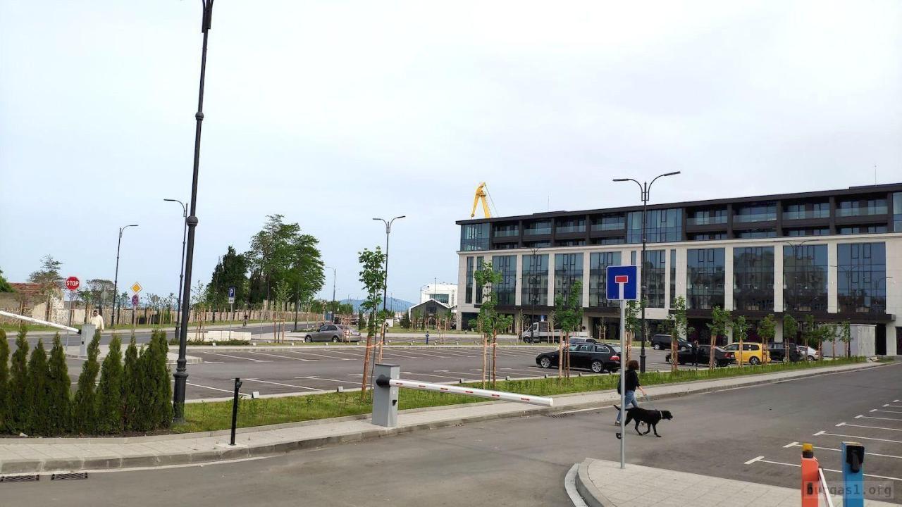 Unique Location Apartment With Parking Burgas Zewnętrze zdjęcie